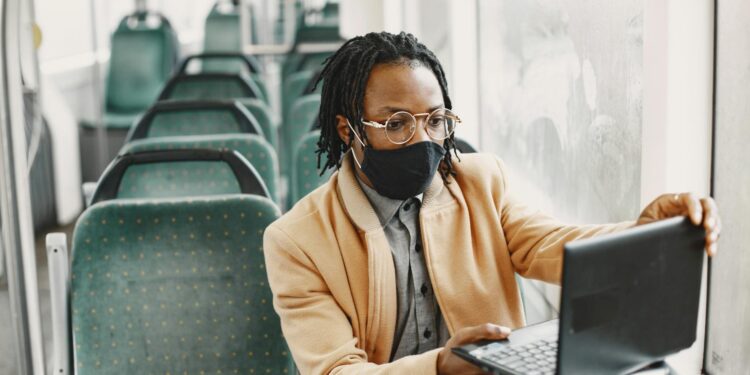 Digital Commuters: How Remote Work Reshapes Long‑Distance Partnerships and Career Capital