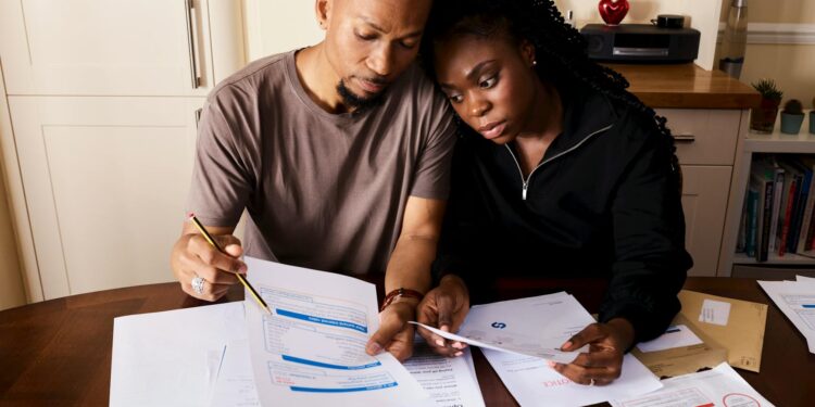 Digital Literacy as a Lever of Economic Mobility in Low‑Income Communities