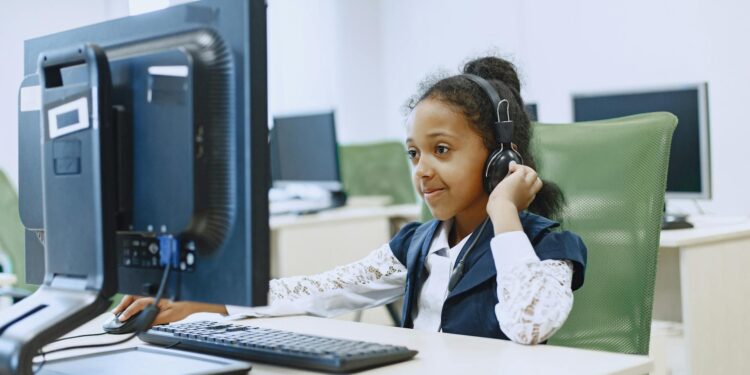 Digital Literacy as a Structural Lever for Growth in the Global South