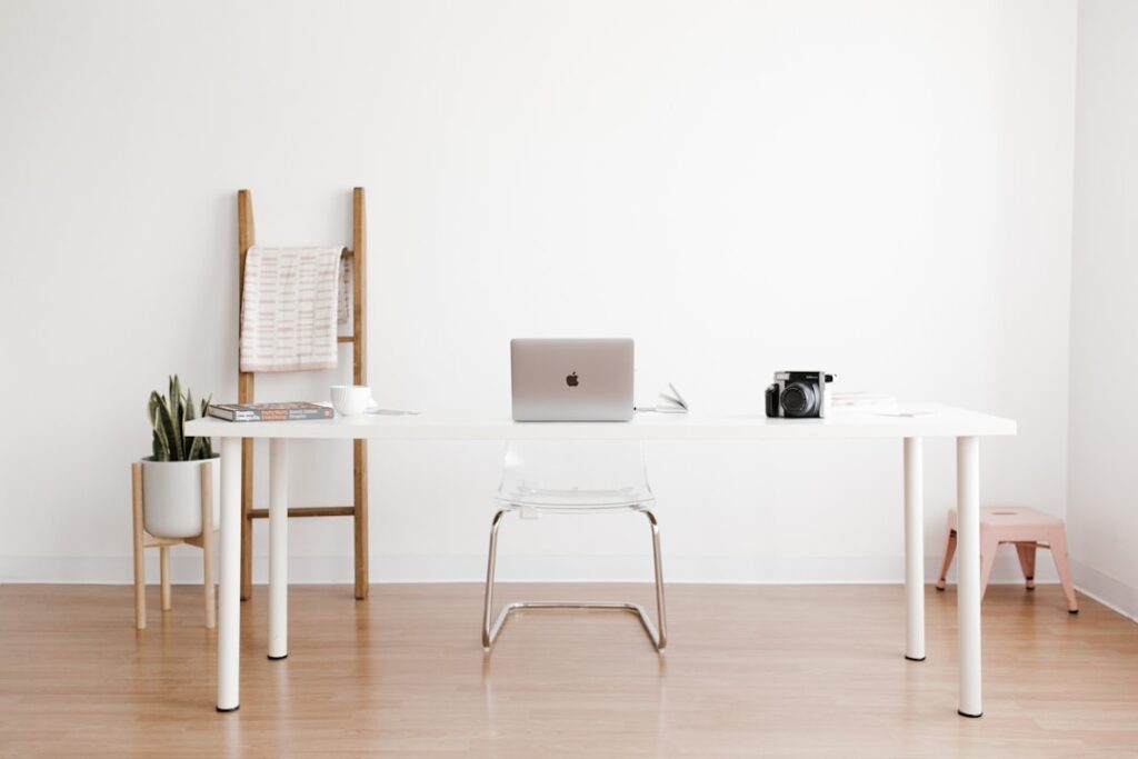 Digital Minimalism: The Antidote to Burnout-Driven Chaos