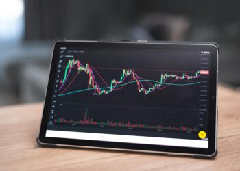 Digital‑Only Luxury Jewels Redefine Capital Flows and Institutional Power in 2026