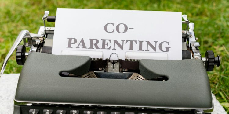 Digital Parenting Platforms Reshape Co‑Parenting Architecture and Labor Markets