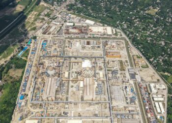 Digital Twins Reshape Automotive Product Life Cycles, Redefining Capital and Power Structures