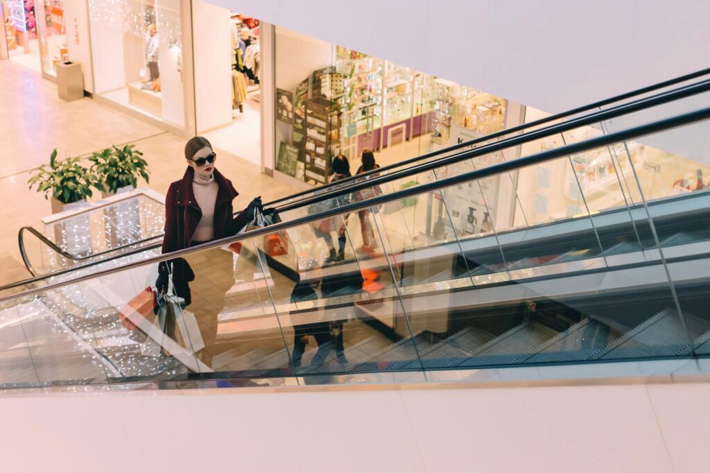 Experience Economy Redefines Retail: A Structural Shift in Post‑Pandemic Consumer Capital
