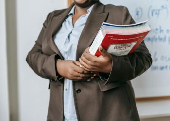 Interdisciplinary Mastery Redefines Career Capital in a Converging Economy