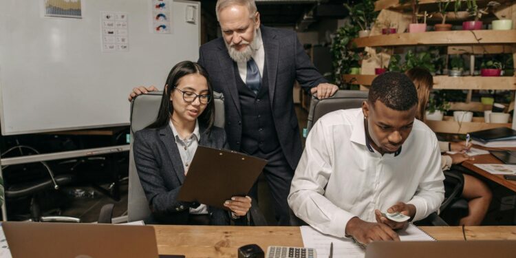 Intergenerational Synergy: Quantifying the Performance Upswing in Multigenerational Workforces