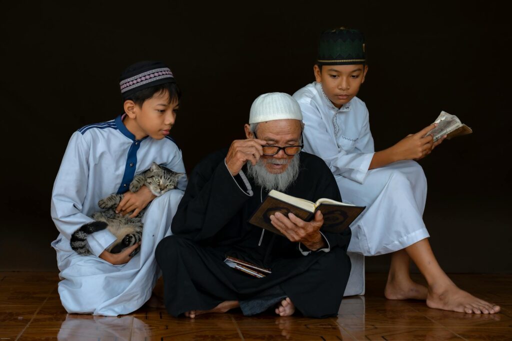 Mentors Across the Age Gap: How Structured Intergenerational Pairing Is Redefining the 50‑Plus Labor Market