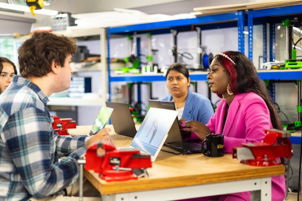 Micro‑Credentials Reshape Career Capital: How Modular Learning Is Recalibrating Industry Skill Systems