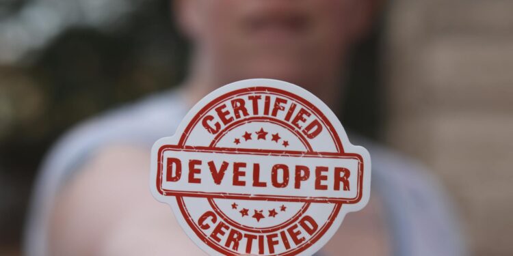 Micro‑Skills, Macro‑Shift: How Bite‑Sized Learning Is Re‑Engineering Career Capital
