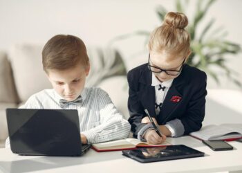 Micro‑Skills Surge: How Bite‑Sized Learning Reshapes Career Capital in the Digital Economy