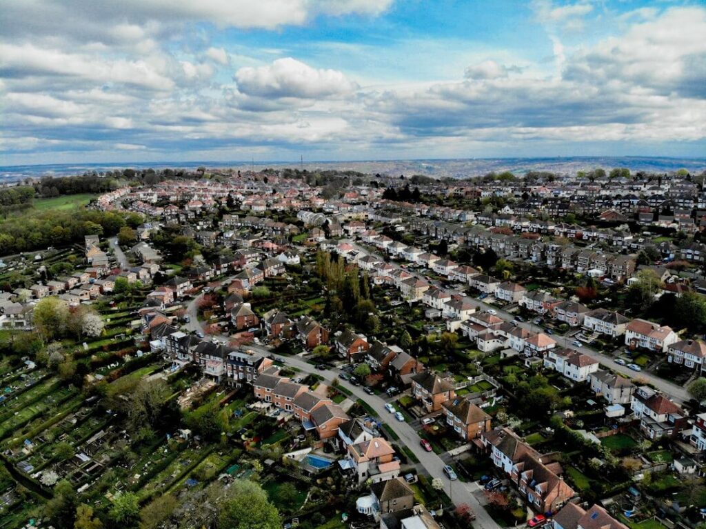 Mortgage Hikes Put First-Time Buyers on the Edge