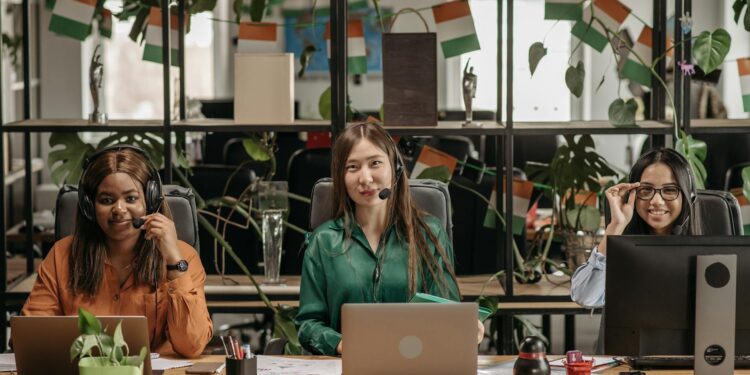 Multilingual Edge: How Corporate Language Programs Reshape Cognitive Capital and Career Trajectories