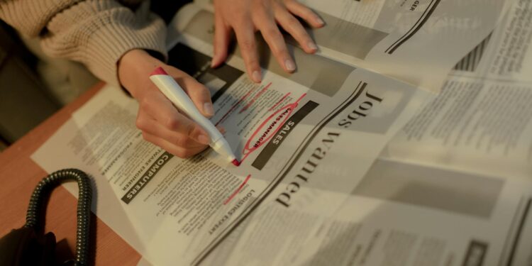 Multiskilling as a Structural Lever: How Workforce Composition Is Redefining Job‑Search Strategies