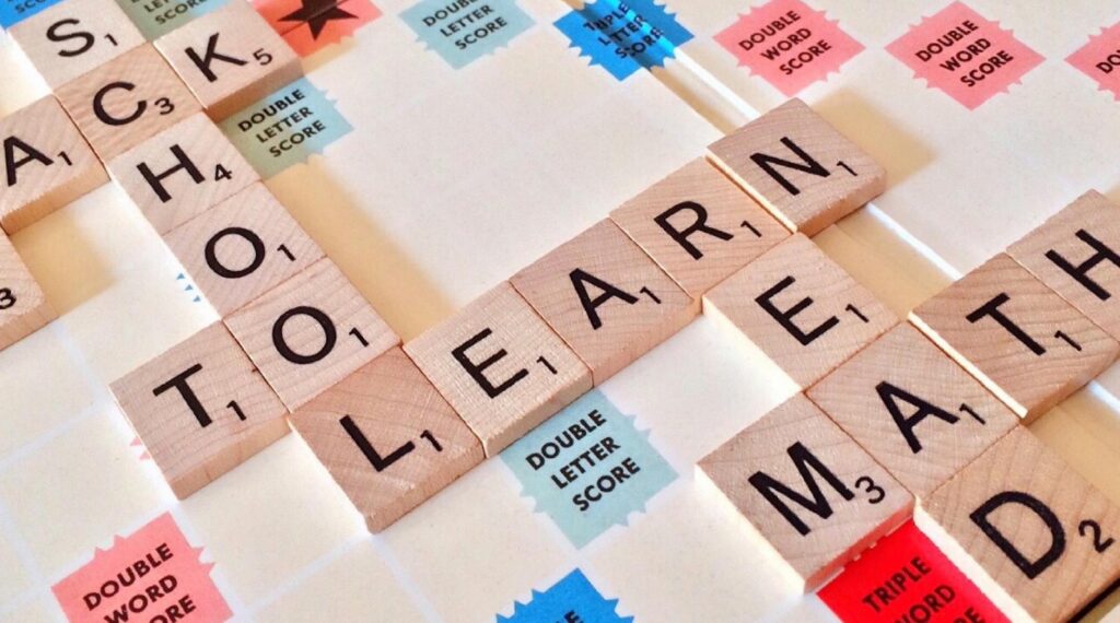 Onboarding Reengineered: How Gamified Social Learning Reshapes Early‑Career Capital