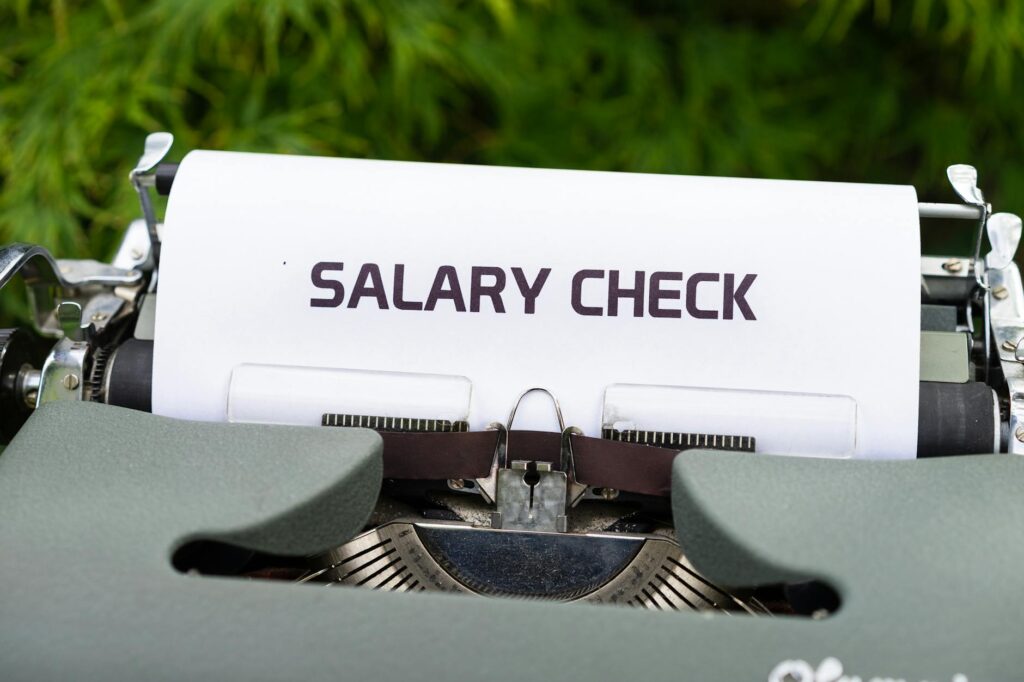 Outcome‑Based Pay Reshapes Sales: The Decline of Pure Commission