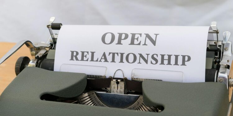 Polyamory at the Desk: How Non‑Monogamous Relationships Are Reshaping Workplace Power and Career Capital