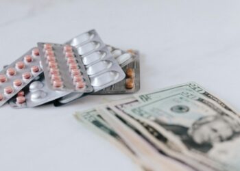 Price Transparency Meets Value‑Based Care: How New Rules Are Reshaping Global Drug Pricing and Career Capital
