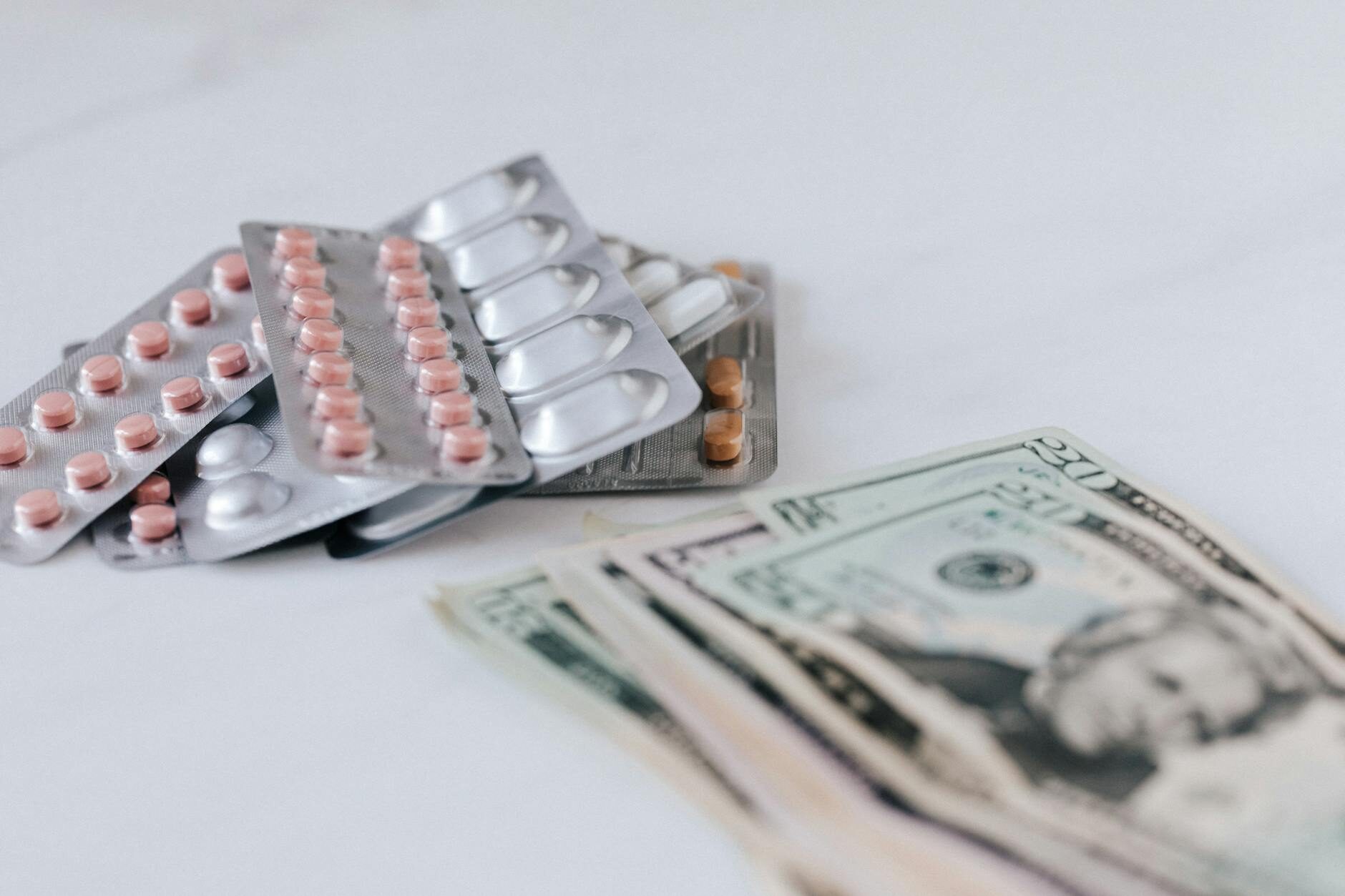 Price Transparency Meets Value‑Based Care: How New Rules Are Reshaping Global Drug Pricing and Career Capital