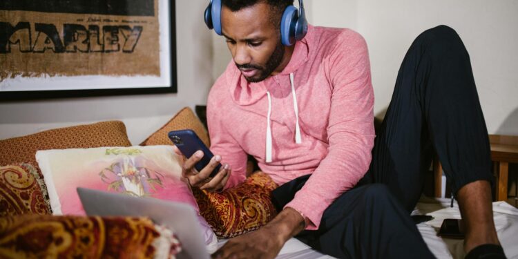 Remote‑First Metrics: How Outcome‑Based Management Reshapes Talent Capital