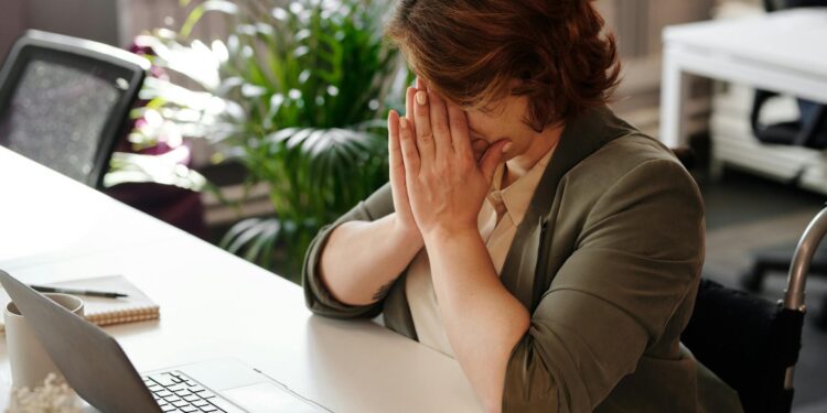 Remote‑Work Injuries Redefined: Digital Disability Leave and Mental‑Health Support as New Institutional Norms