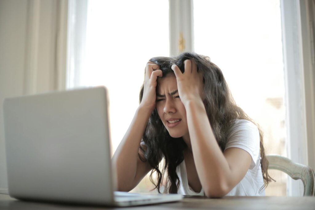 Remote‑Work Overload: How the “Always‑On” Nomad Model Is Redrawing Career Capital