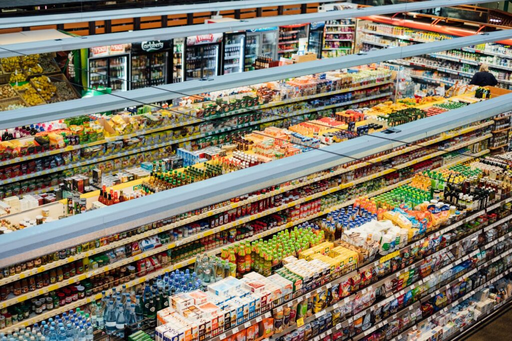 Rethinking Store Density: Aligning Omnichannel Ambitions, Foot Traffic, and Sustainability