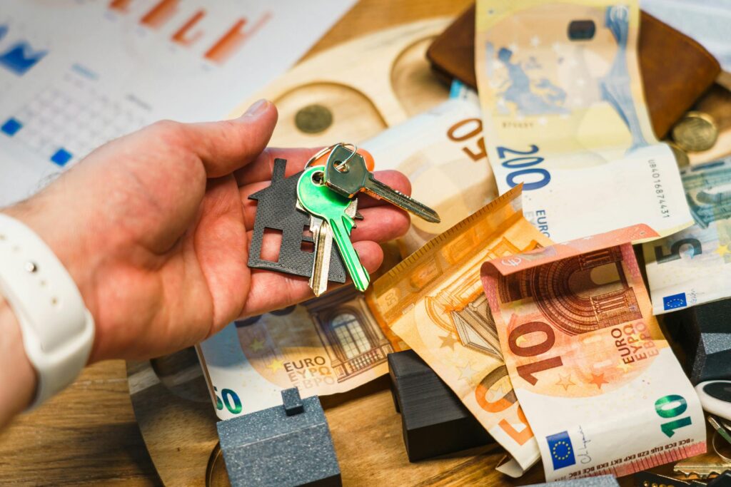 Shadow Real Estate: How Informal Transactions Are Reshaping India’s Post‑COVID Market