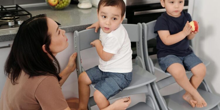 Single‑Parent Households Reshape Economic Mobility and Institutional Support