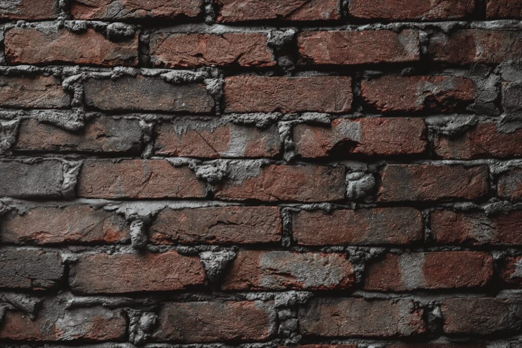 Slow Retail’s Structural Resurgence: Brick‑and‑Mortar as the Engine of Experience‑Based Commerce