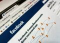 Social Media’s Dual Role in Career Capital: How Online Support Shapes Mental Health and Economic Mobility
