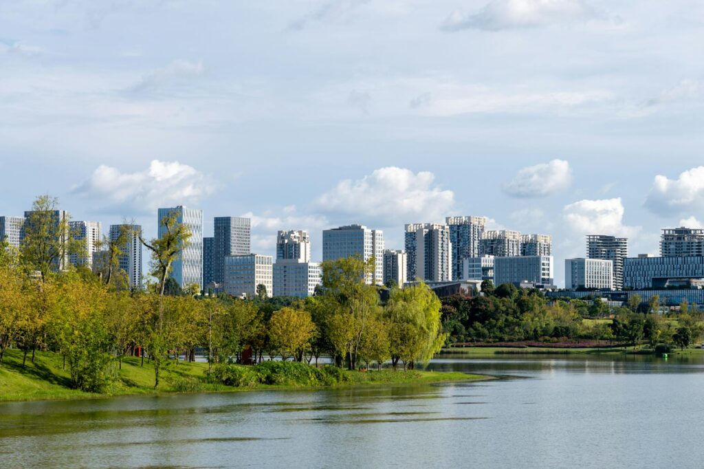 Sustainable Land Banking Reshapes Real‑Estate Risk, Returns and Career Pathways