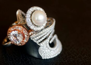 Sustainable Sparkle: How AI and Circularity Redefine Luxury Jewelry’s Institutional Power