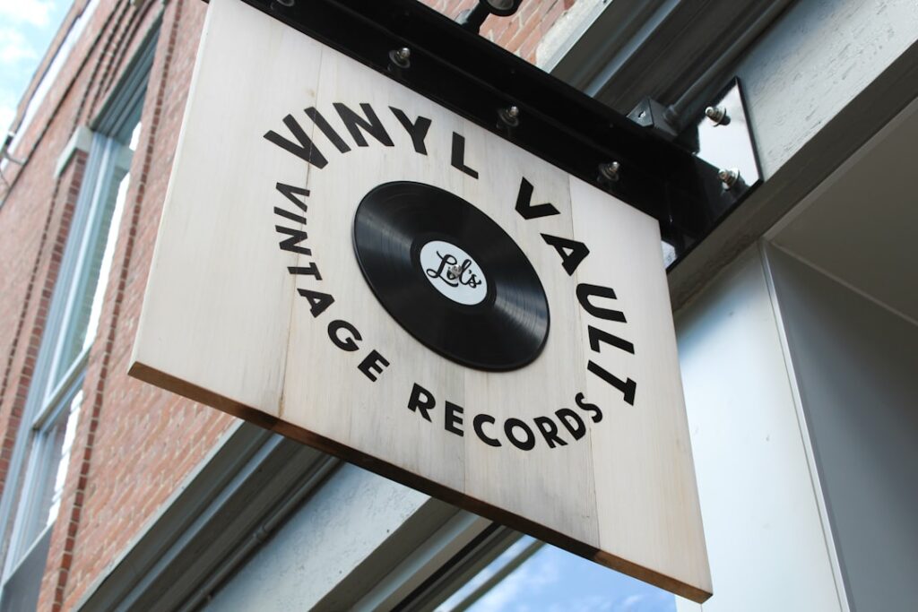 Vinyl’s Ascent: How Physical Records Reshape Music‑Industry Economics