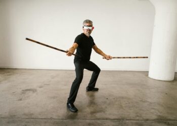 Virtual Reality Training Reshapes Career Capital and Institutional Power