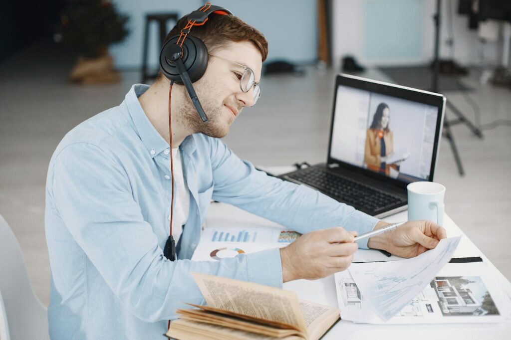 Virtual Talent Agencies Reshape Global Workforce Architecture