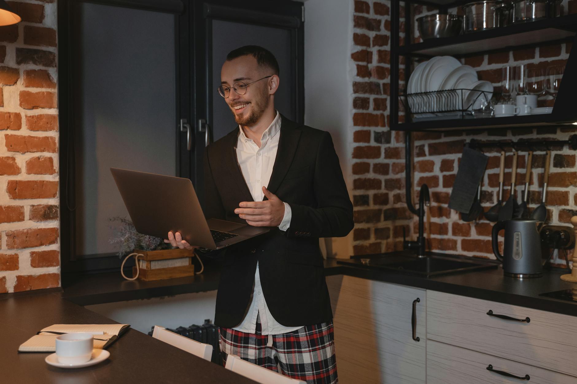 Virtual Talent Agencies Reshape Global Workforce Architecture