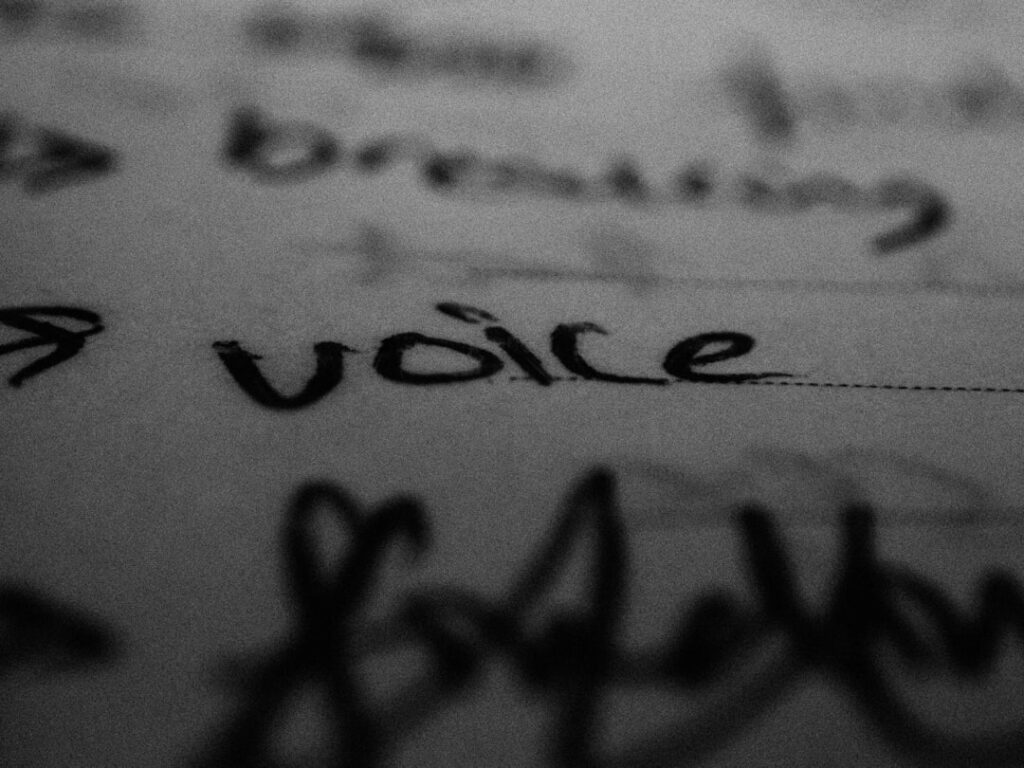 Voice‑First Workflows: How Conversational AI Is Reshaping Labor Markets and Skill Sets