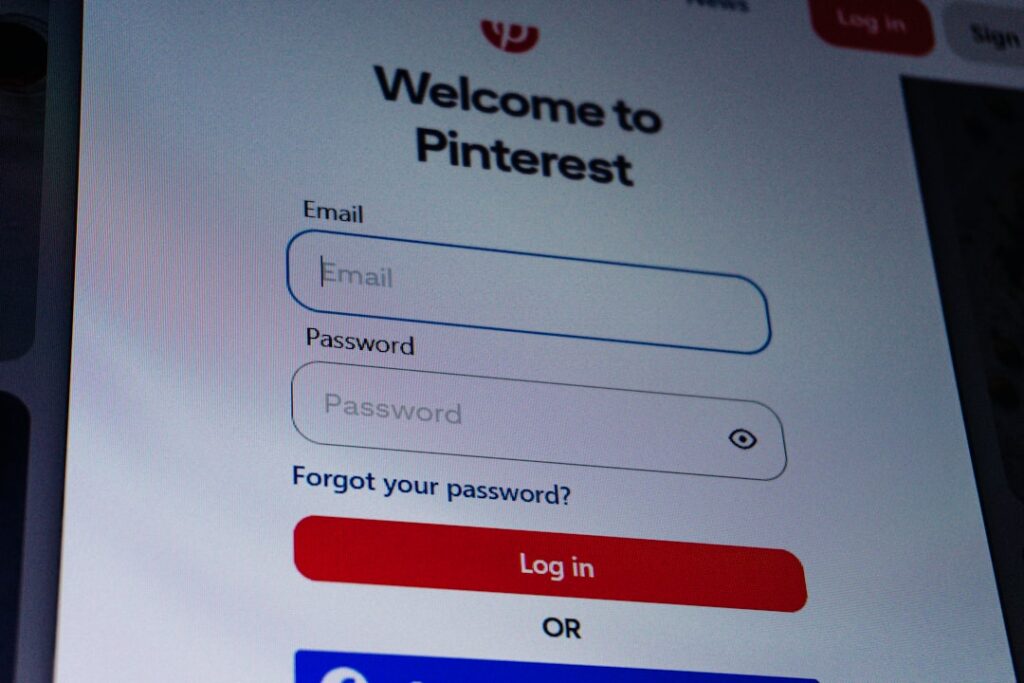 When Communities Become Targets: Structural Drivers of Digital Identity Theft