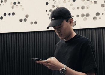 When “Offline” Becomes an Advantage…and a Risk