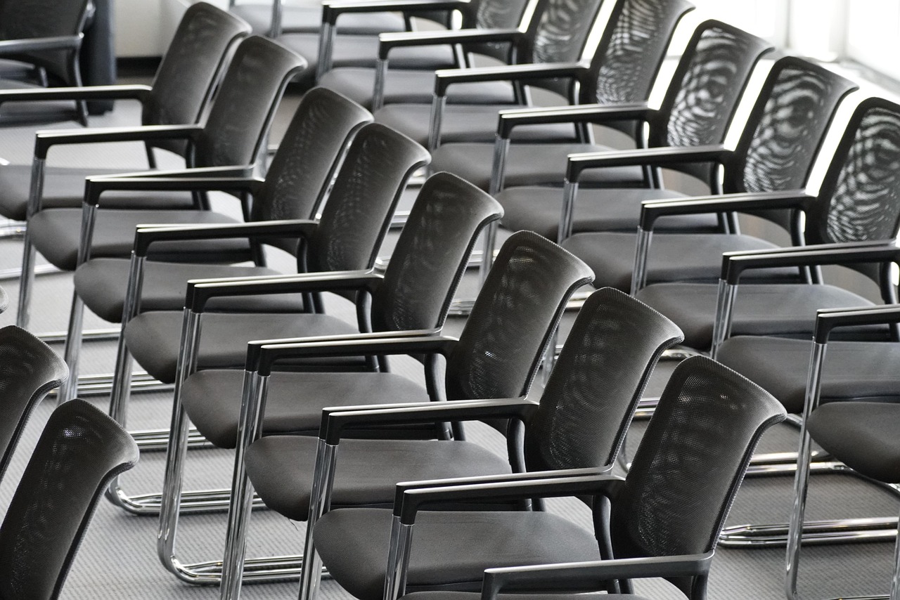 Disintegrating the Org Chart: ServiceNow’s Jacqui Canney | Career Outlook