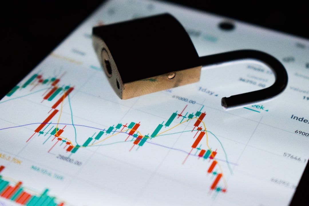 BOE’s Bailey Urges Regulators to Assess AI Cyber Risk to Banks