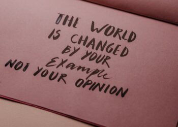 Top 20 Quotes on Resilience from Audrey Hepburn That Will Inspire Every Professional