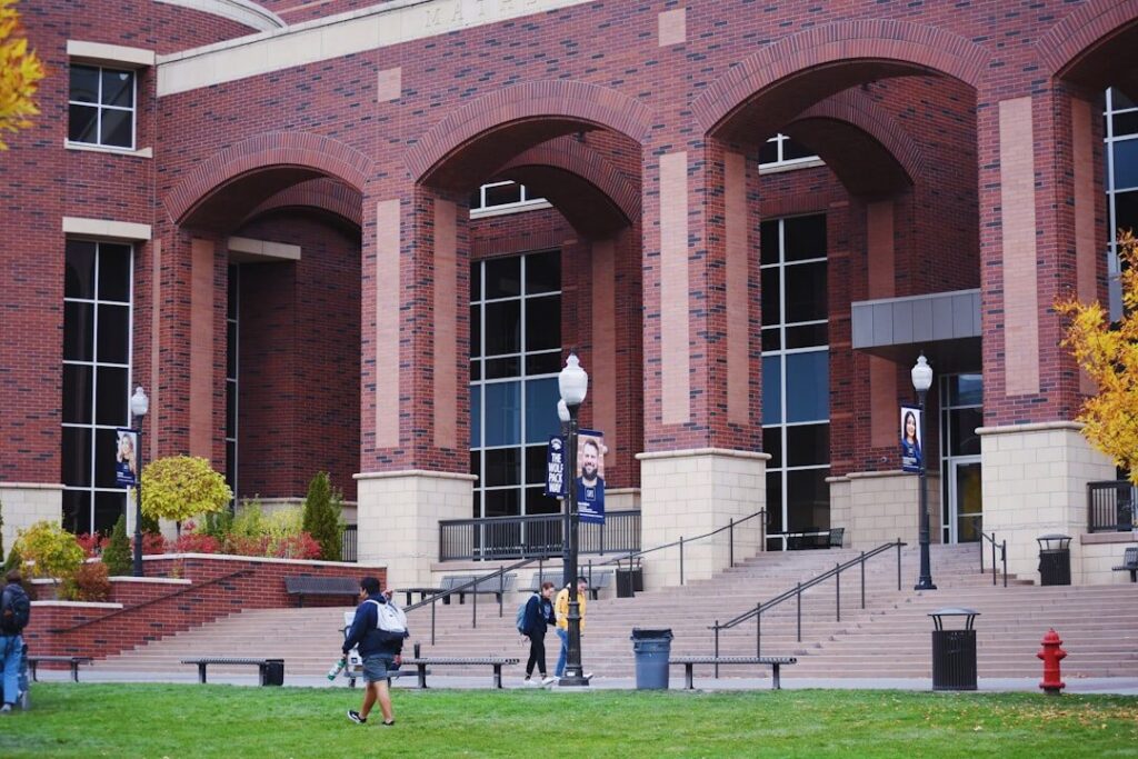 Campus Design as a Lever for Economic Mobility: How Accessibility‑Friendly Architecture Reshapes Student Success