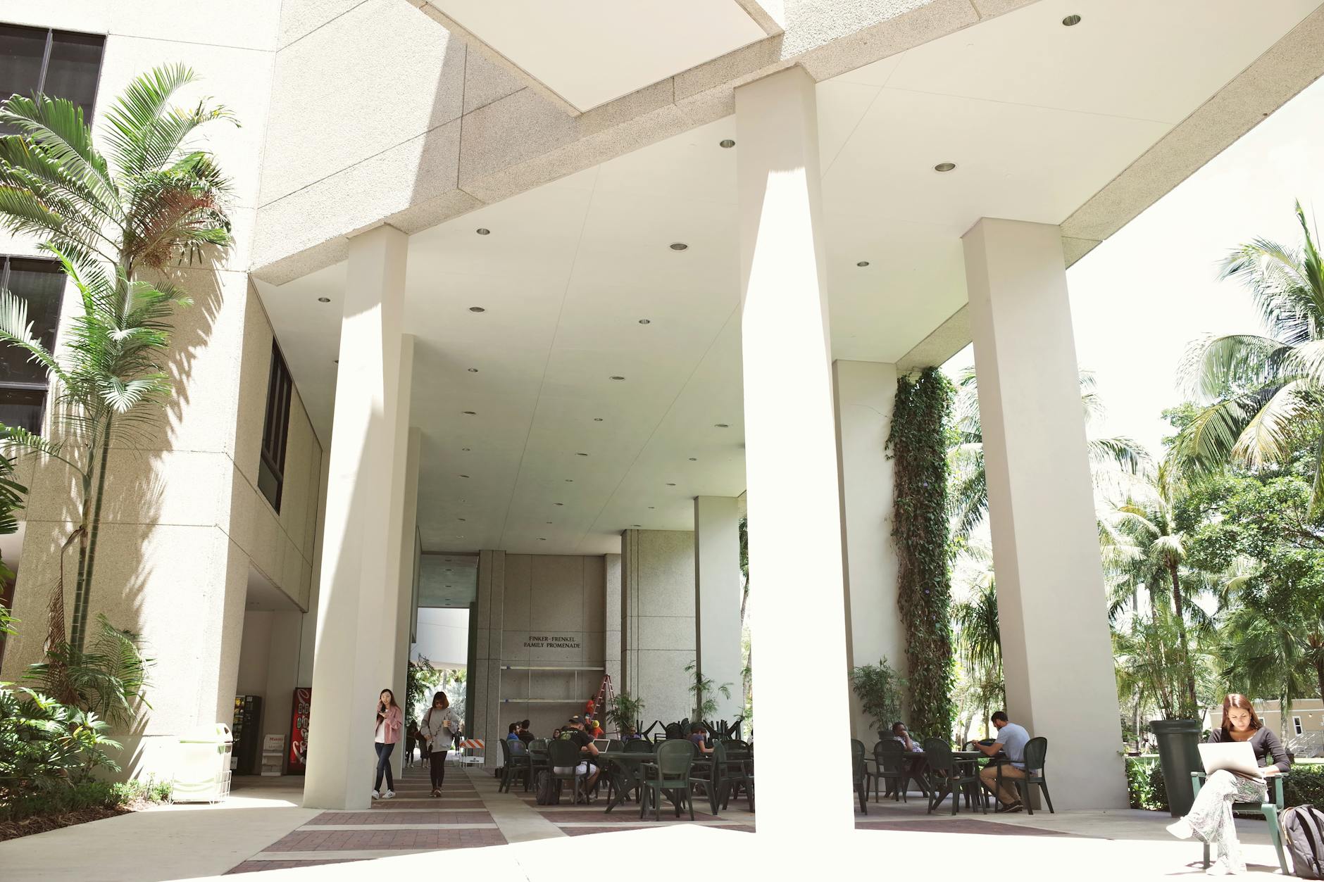 Campus Design as a Lever for Economic Mobility: How Accessibility‑Friendly Architecture Reshapes Student Success