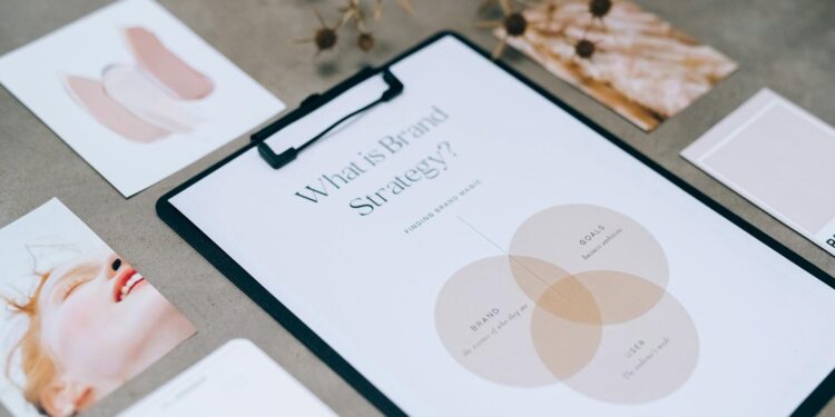 Chromatic Leverage: How Neuroscience Is Redefining Capital in Beauty Marketing