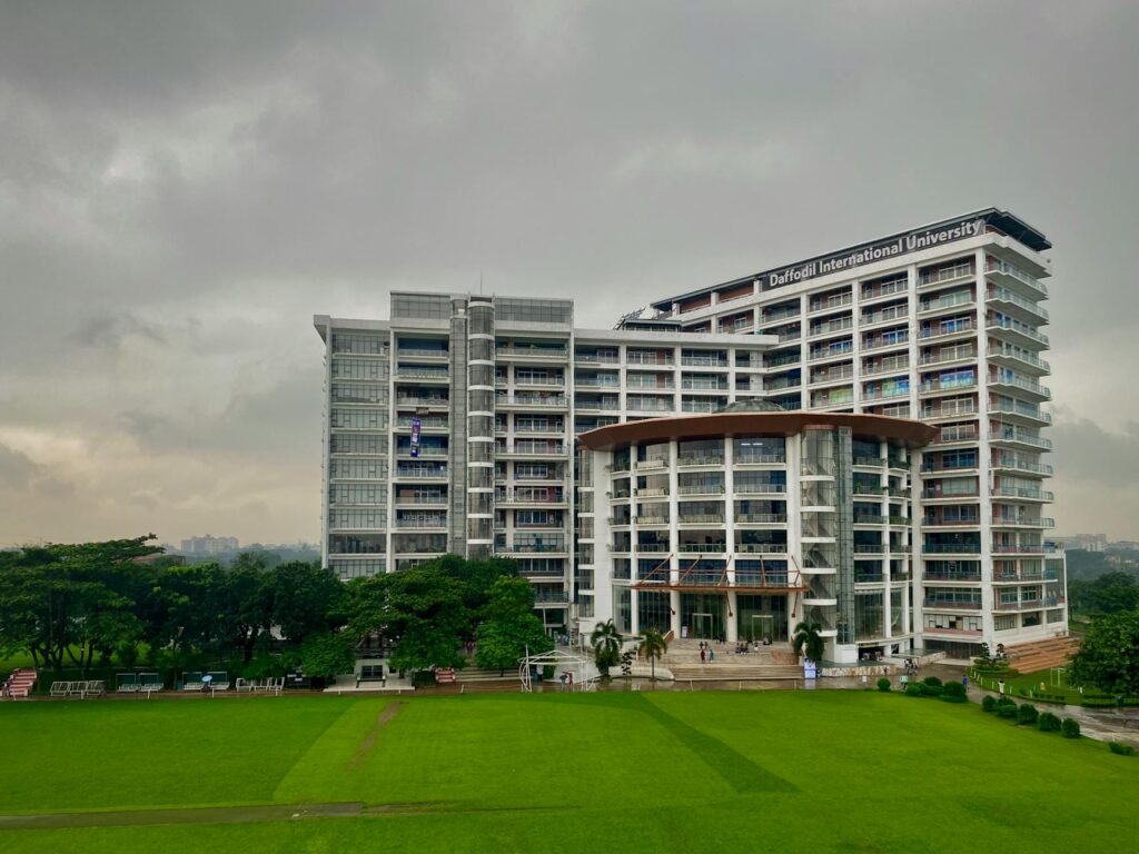 Closed‑Loop Campus: Universities as Engines of Systemic Waste‑Management Reform