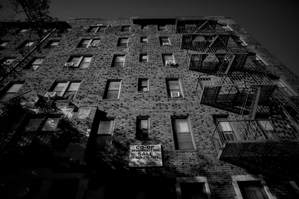 Co‑Living’s Institutional Rise: How Shared Housing Is Reshaping Career Capital and Urban Power