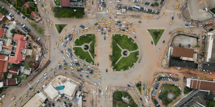 Community‑Driven Tourism Reshapes Urban Economic Trajectories