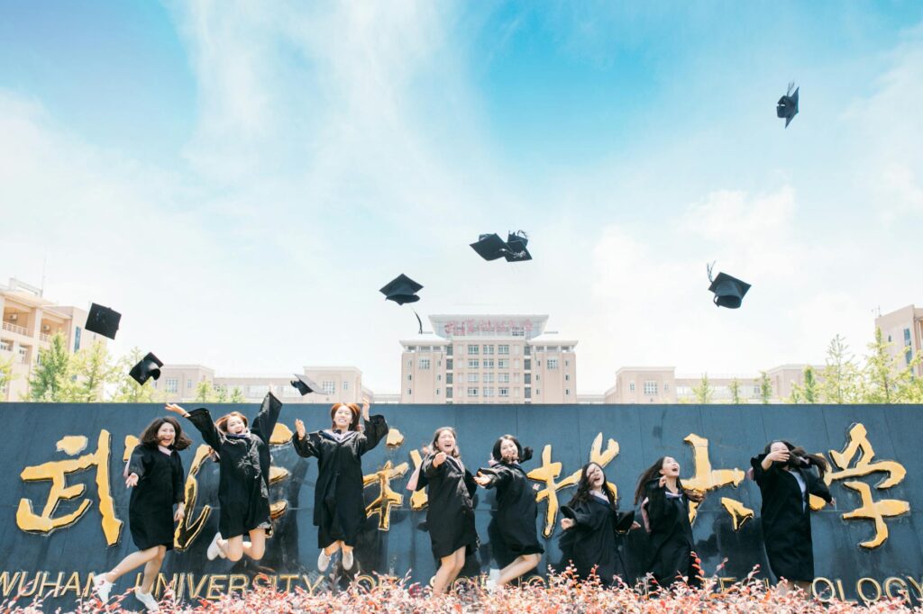 Corporate‑University Alliances Reshape Scholarship Flows and Career Capital