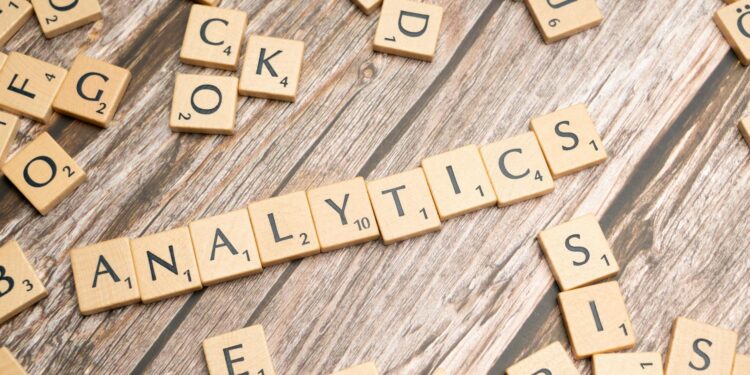 Data‑Driven Playbooks: How Esports Analytics Reshapes Capital, Power, and Career Trajectories